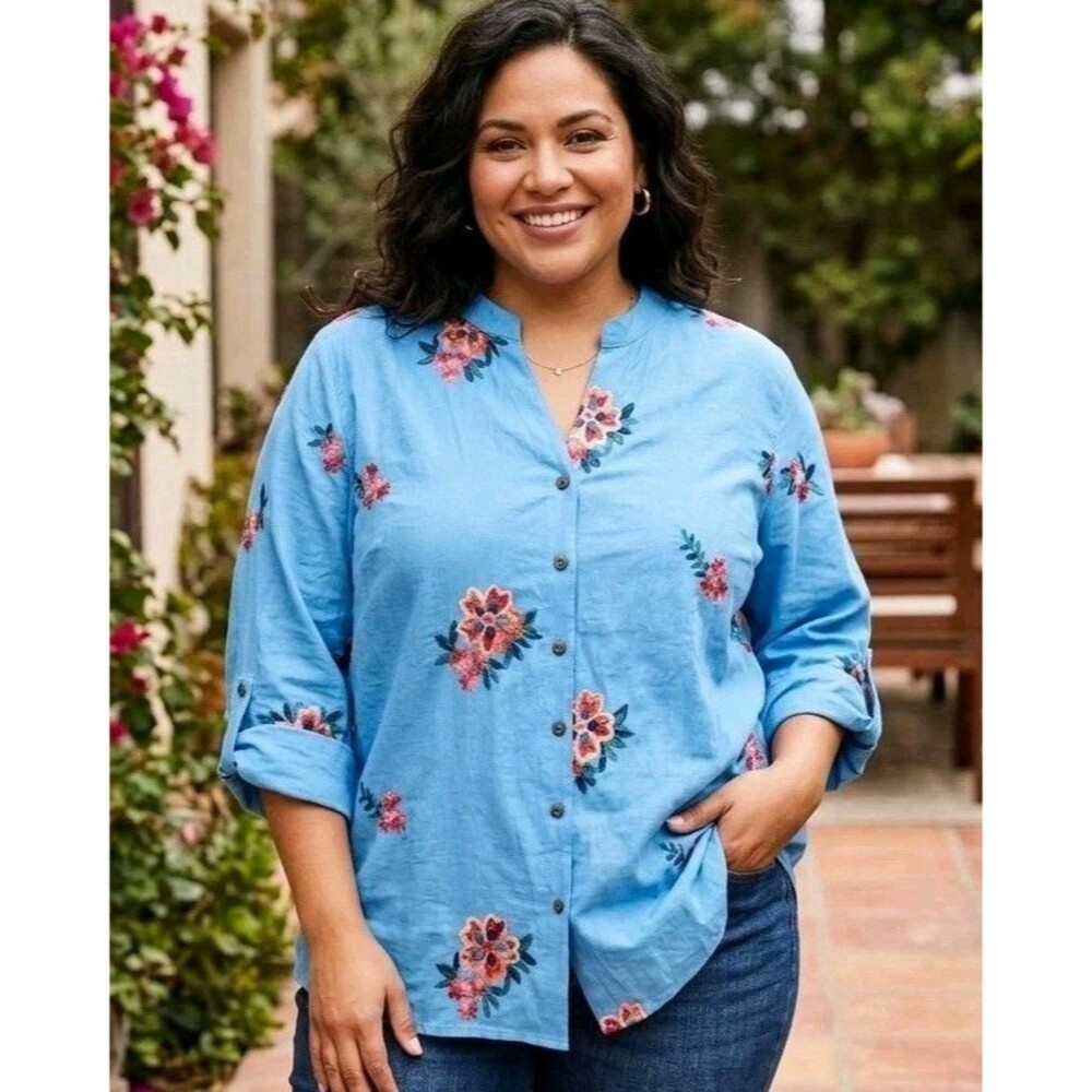 Kindred Plus Size 3X Blue Embroidered Floral Button Up Blouse Roll-Tab Sleeve Bo